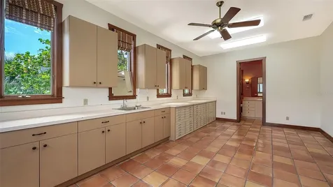 156 Emerson Drive Sarasota FL 34236