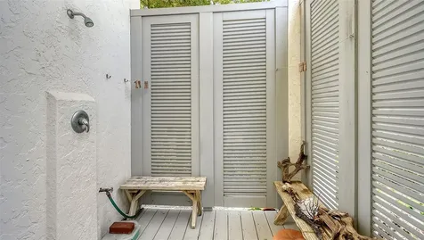 156 Emerson Drive Sarasota FL 34236