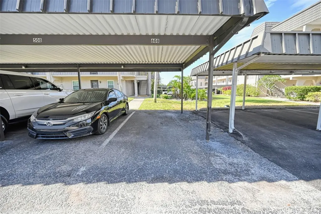 8681 Bardmoor Boulevard Seminole FL 33777