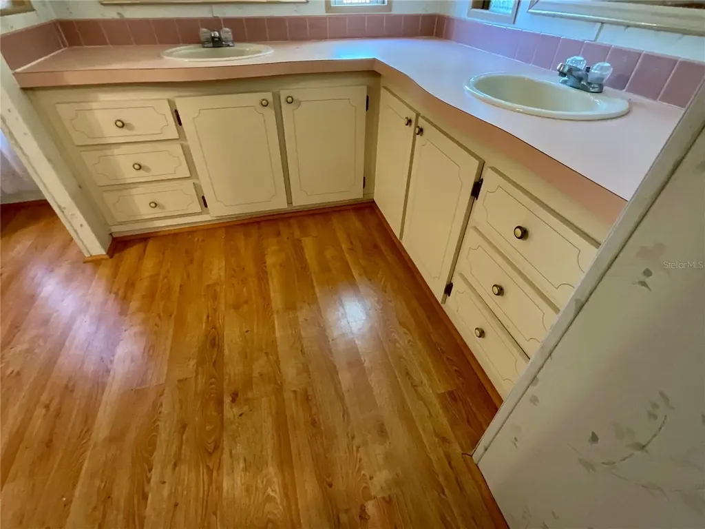 35935 Tanda Circle Zephyrhills FL 33541