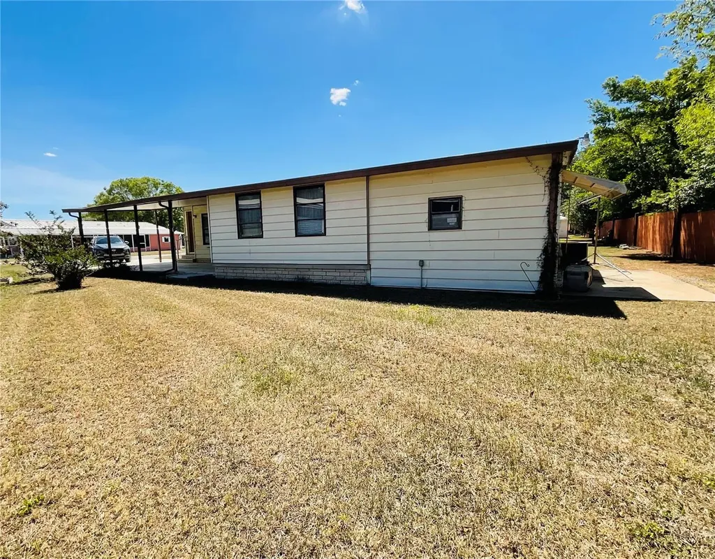 35935 Tanda Circle Zephyrhills FL 33541