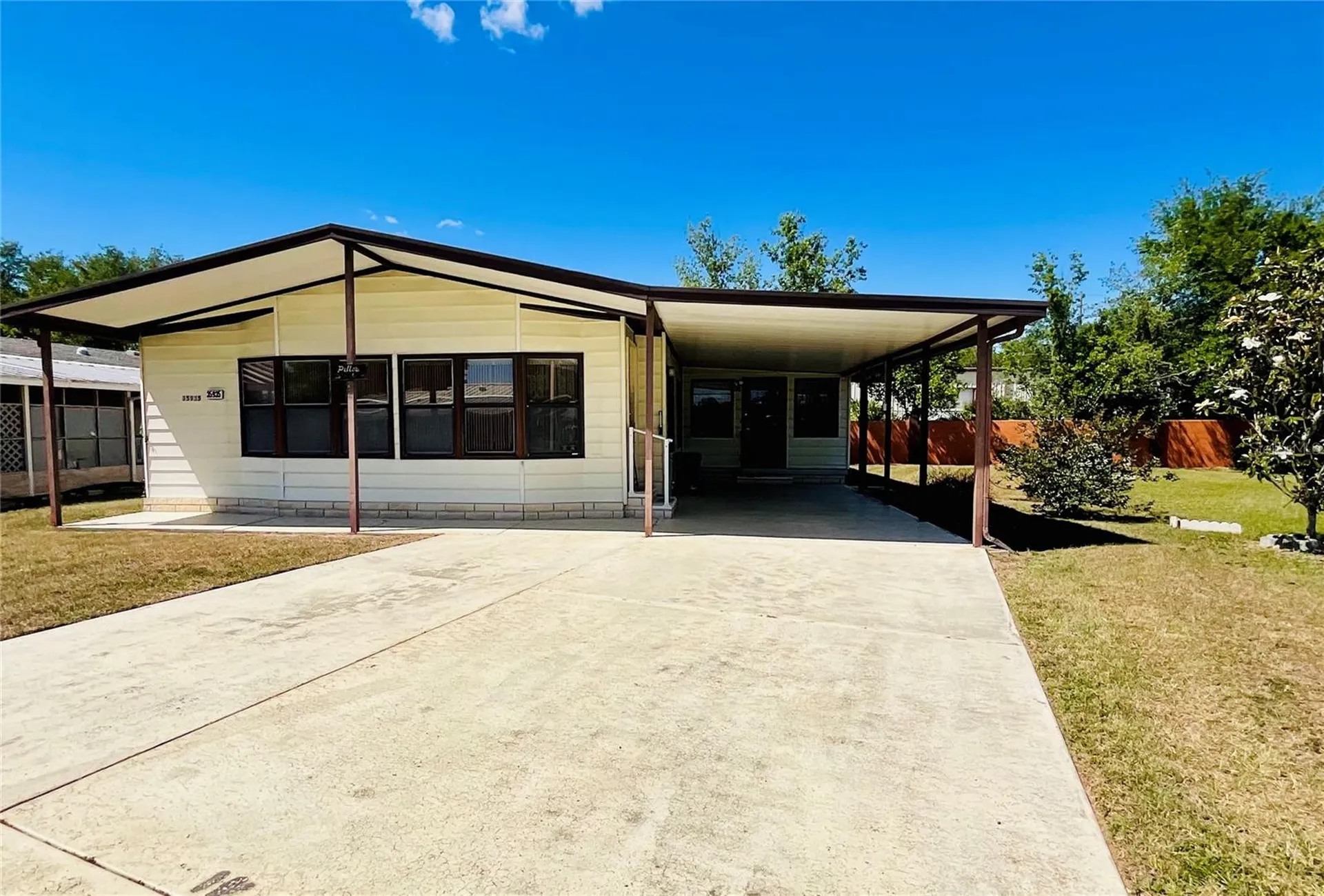 35935 Tanda Circle Zephyrhills FL 33541