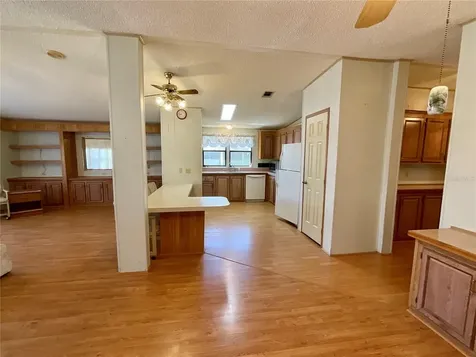 35935 Tanda Circle Zephyrhills FL 33541