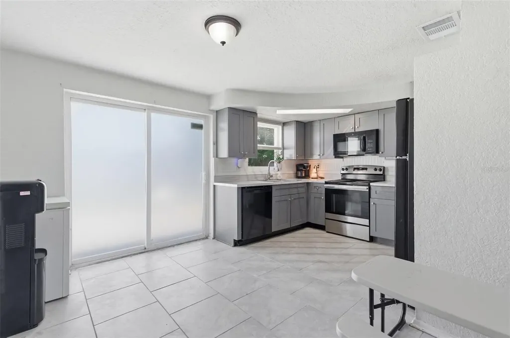 4327 Beacon Square Drive Holiday FL 34691