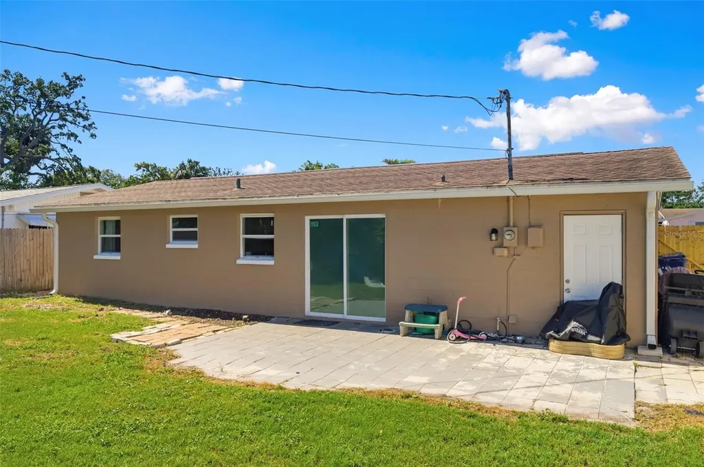 4327 Beacon Square Drive Holiday FL 34691