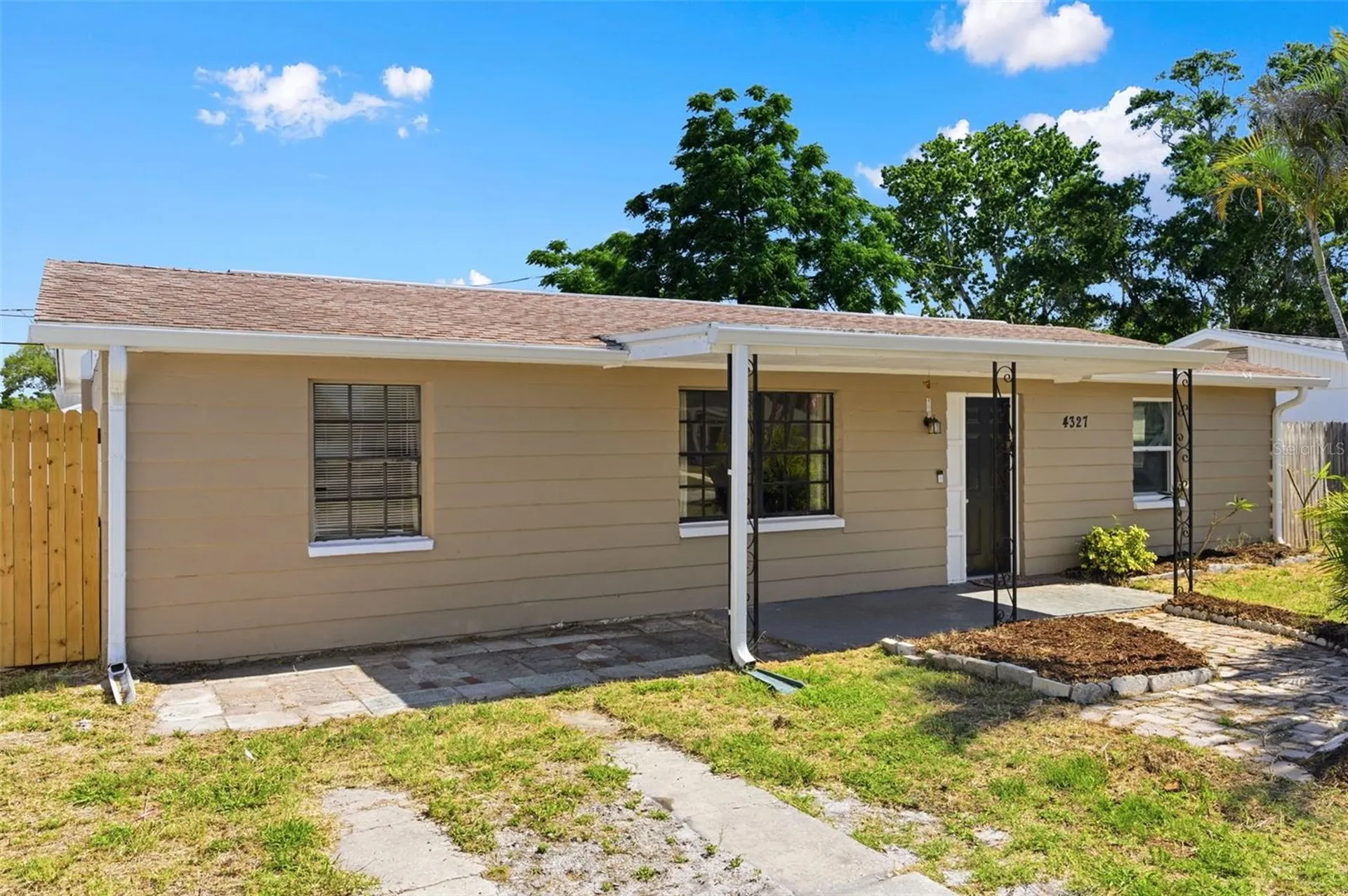 4327 Beacon Square Drive Holiday FL 34691