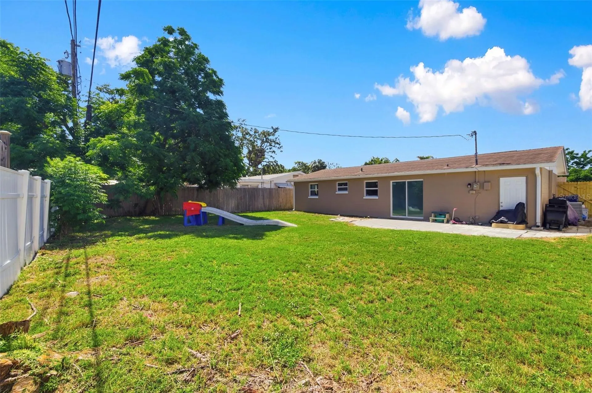 4327 Beacon Square Drive Holiday FL 34691