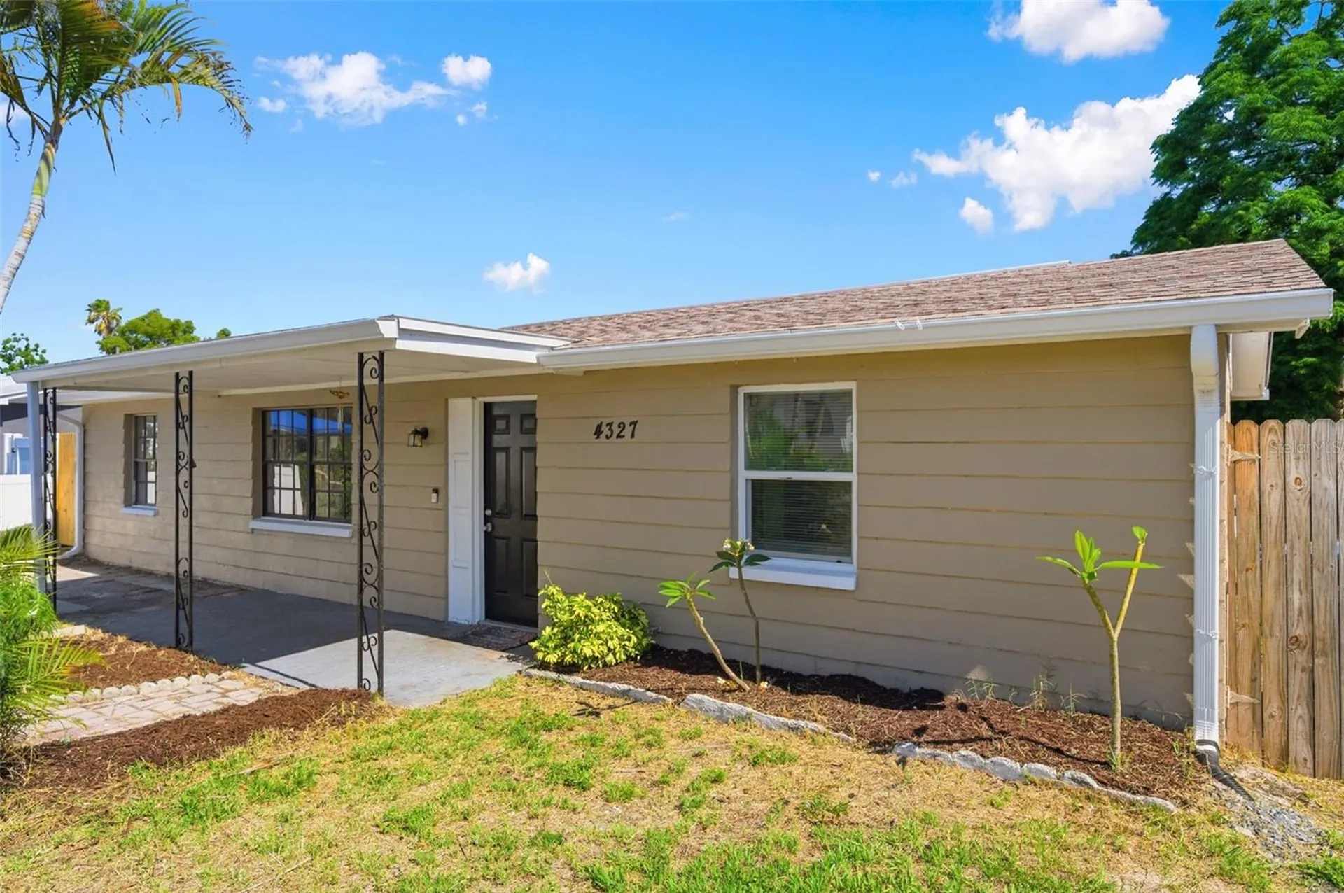 4327 Beacon Square Drive Holiday FL 34691