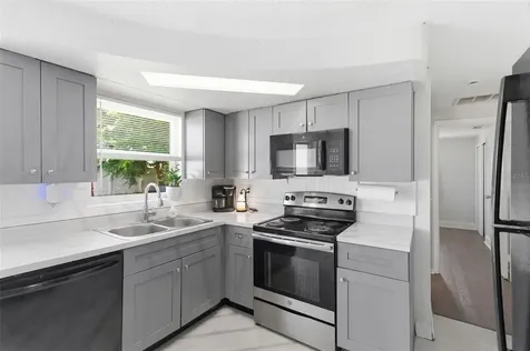 4327 Beacon Square Drive Holiday FL 34691
