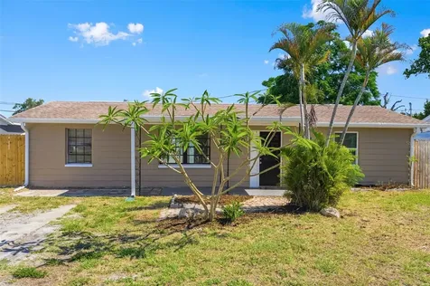 4327 Beacon Square Drive Holiday FL 34691