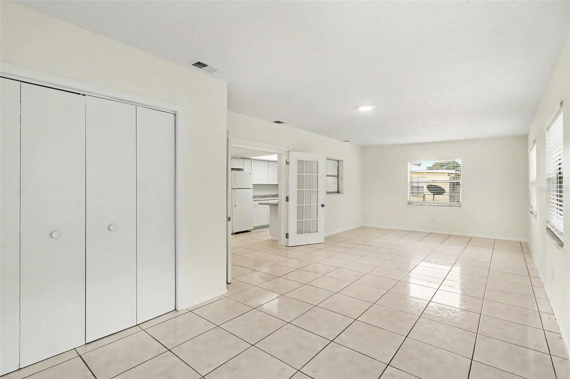 136 W Cedarwood Circle Kissimmee FL 34743