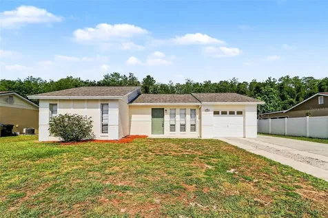 136 W Cedarwood Circle Kissimmee FL 34743