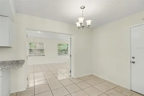 136 W Cedarwood Circle Kissimmee FL 34743