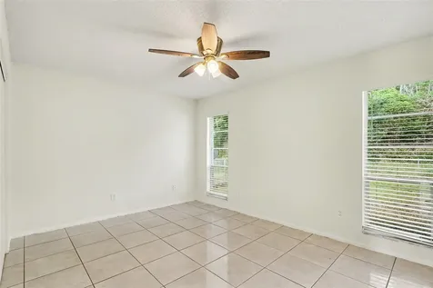 136 W Cedarwood Circle Kissimmee FL 34743