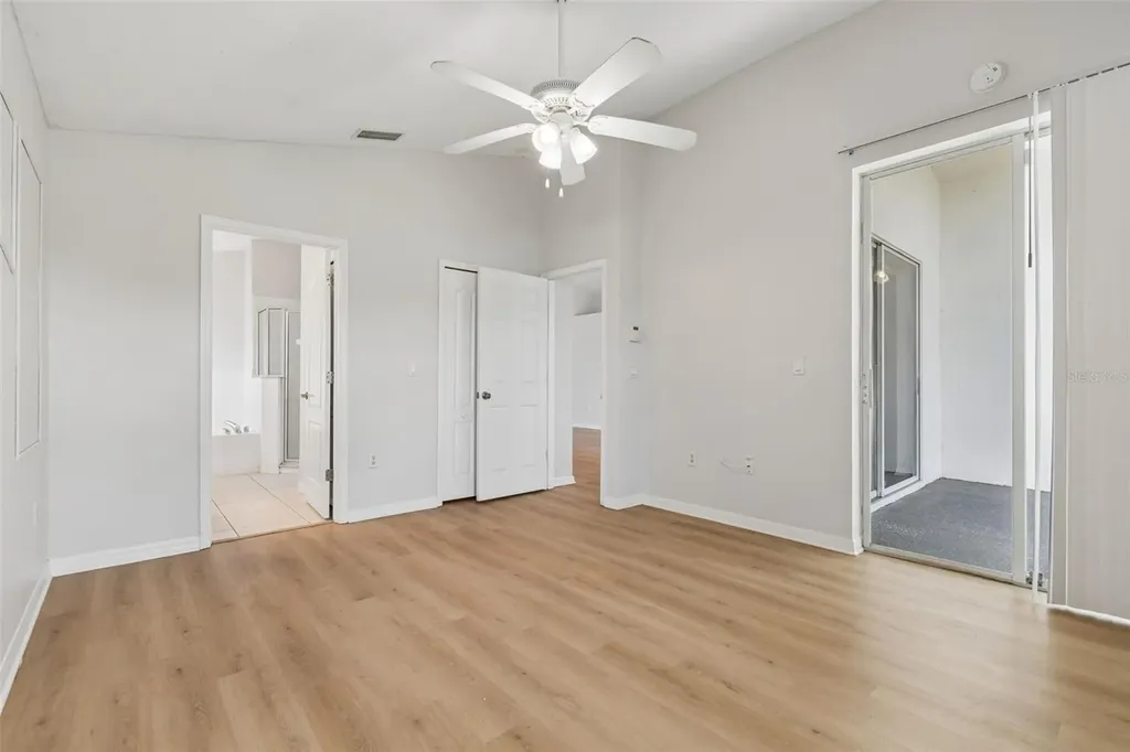 2222 Roanoke Springs Drive Ruskin FL 33570