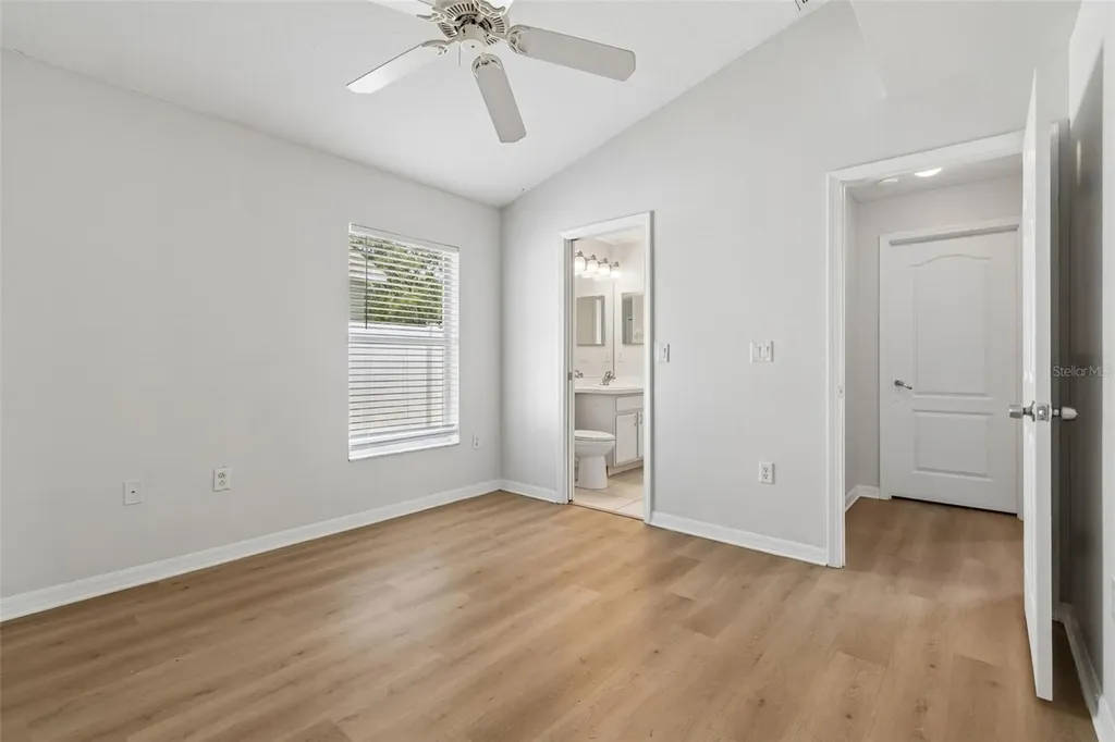 2222 Roanoke Springs Drive Ruskin FL 33570