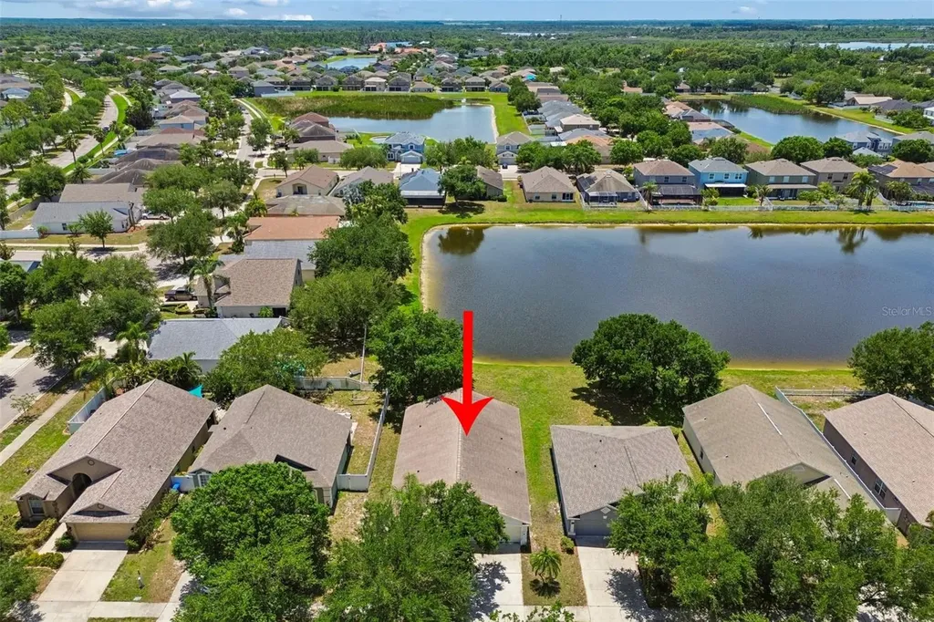2222 Roanoke Springs Drive Ruskin FL 33570