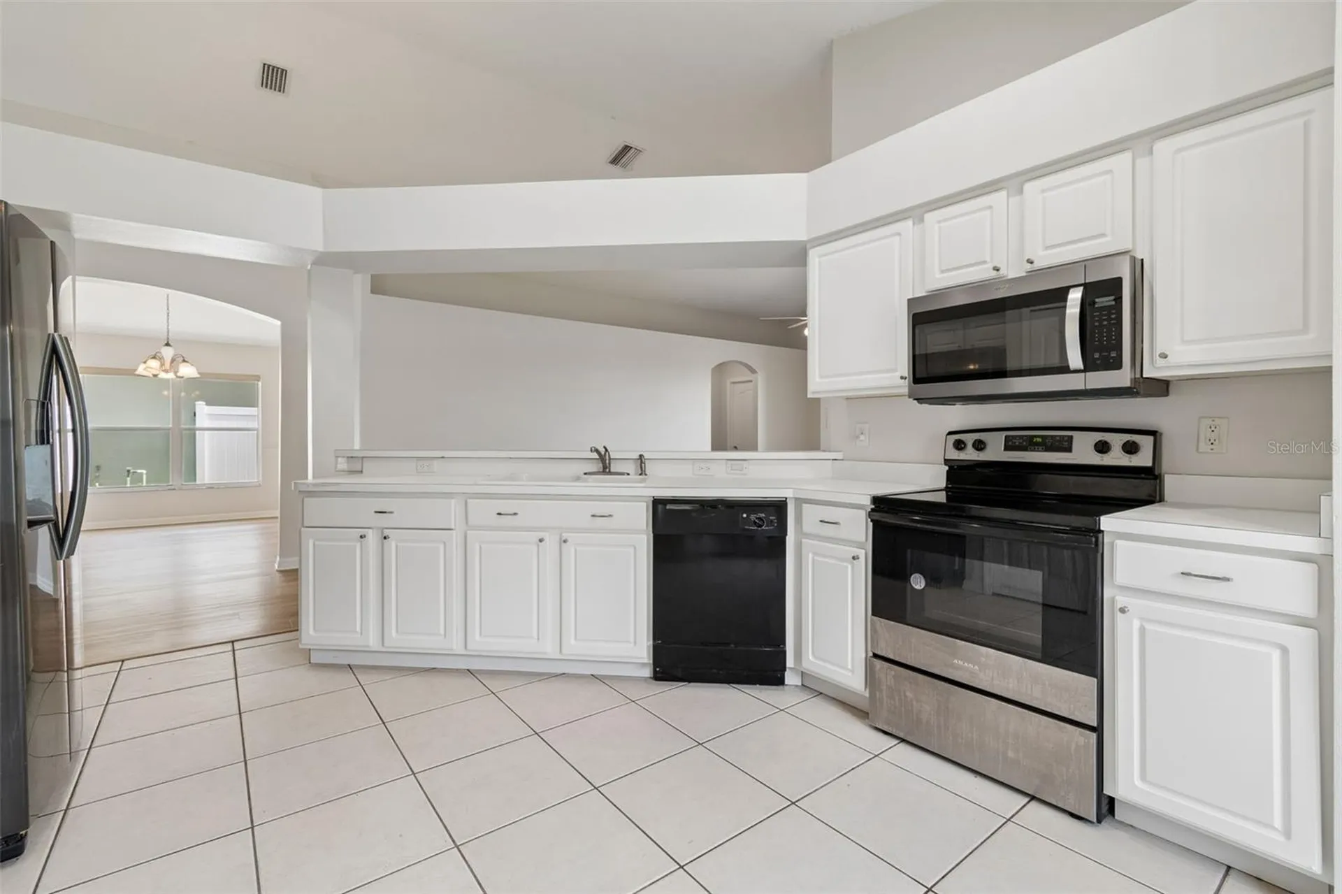 2222 Roanoke Springs Drive Ruskin FL 33570