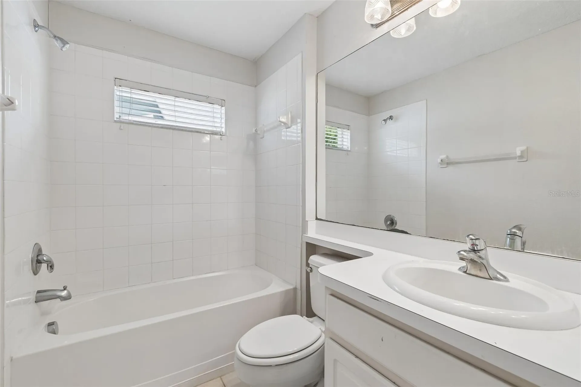 2222 Roanoke Springs Drive Ruskin FL 33570