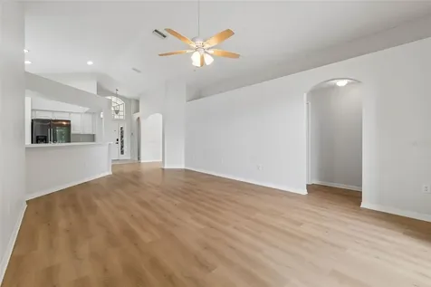 2222 Roanoke Springs Drive Ruskin FL 33570