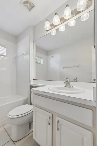 2222 Roanoke Springs Drive Ruskin FL 33570