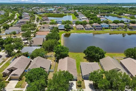 2222 Roanoke Springs Drive Ruskin FL 33570
