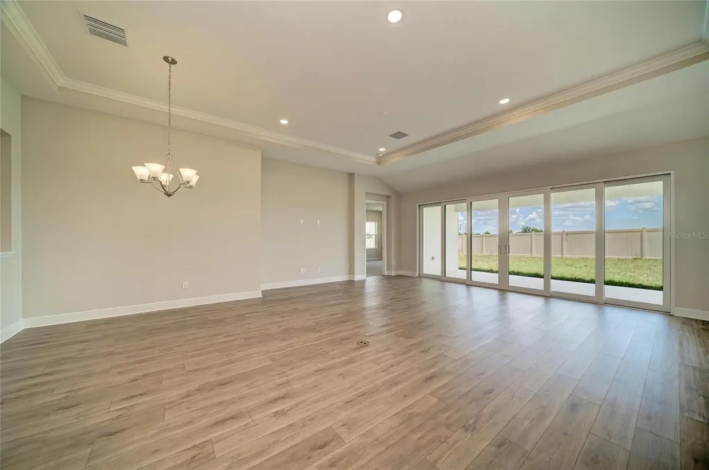 9806 Leaf Green Lane Dade City FL 33525