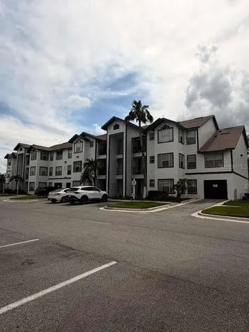 2208 Antigua Place Kissimmee FL 34741