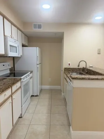 2208 Antigua Place Kissimmee FL 34741
