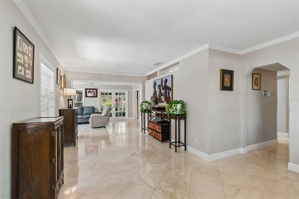 4420 W San Carlos Street Tampa FL 33629