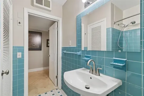 4420 W San Carlos Street Tampa FL 33629