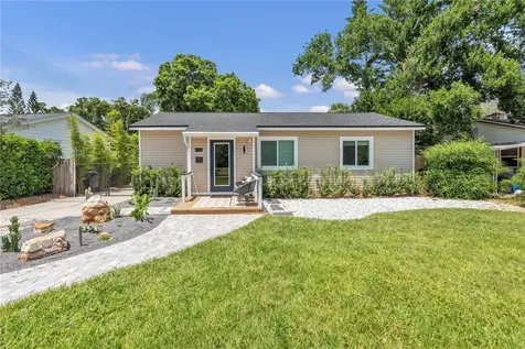 735 40th Avenue N St Petersburg FL 33703