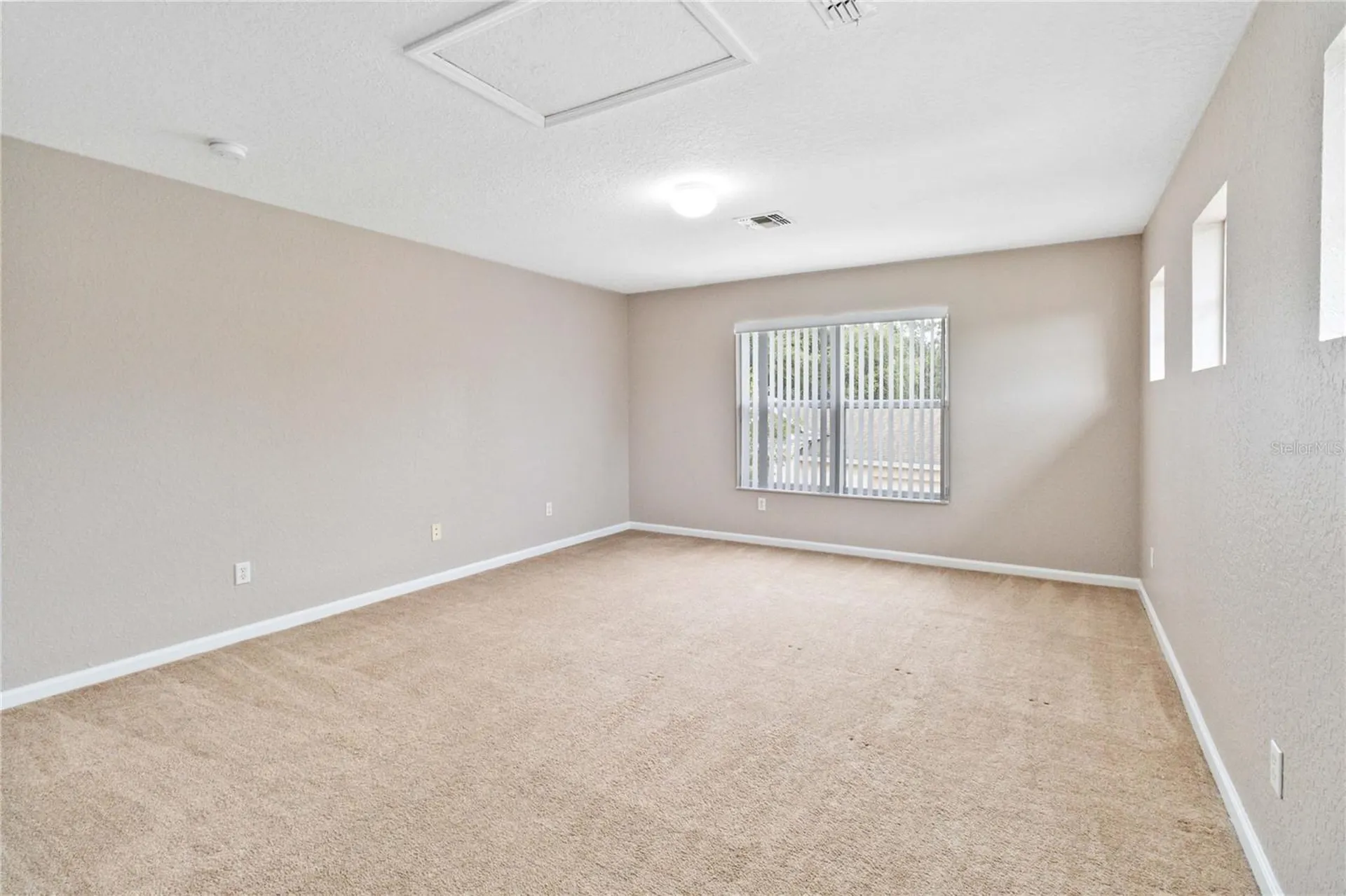 2173 Granger Avenue Kissimmee FL 34746
