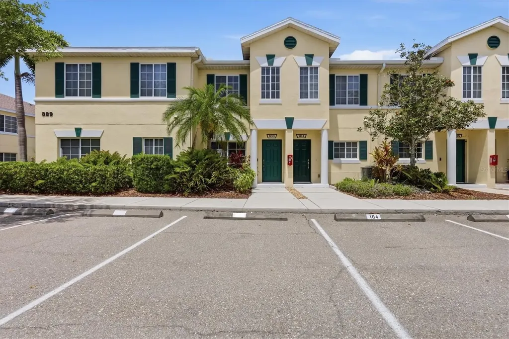 329 Cape Harbour Loop Bradenton FL 34212