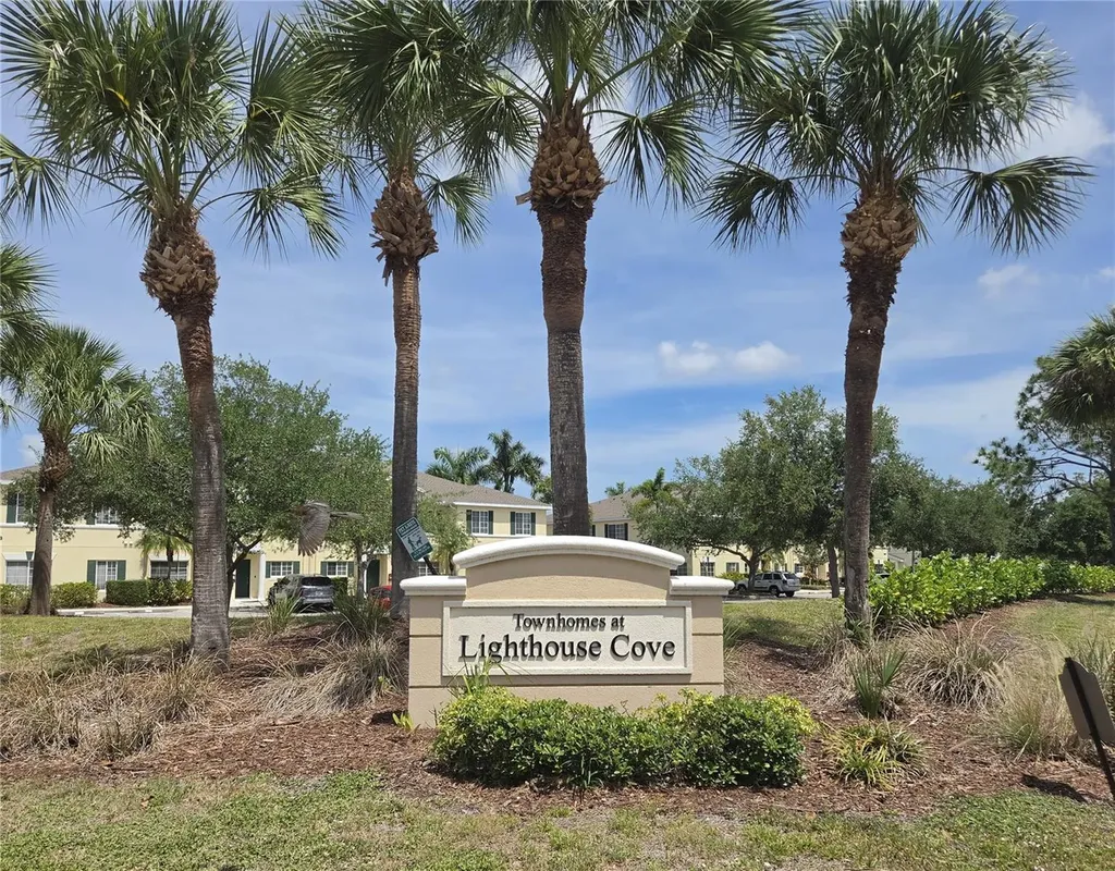 329 Cape Harbour Loop Bradenton FL 34212