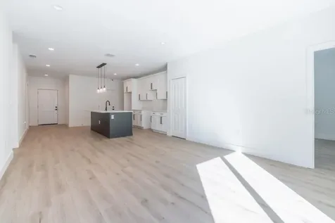 50 W 12th Street Apopka FL 32703