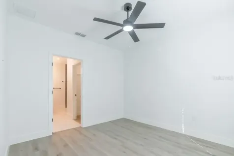 50 W 12th Street Apopka FL 32703