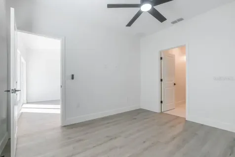 50 W 12th Street Apopka FL 32703