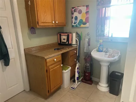 11815 Washington Street Seffner FL 33584