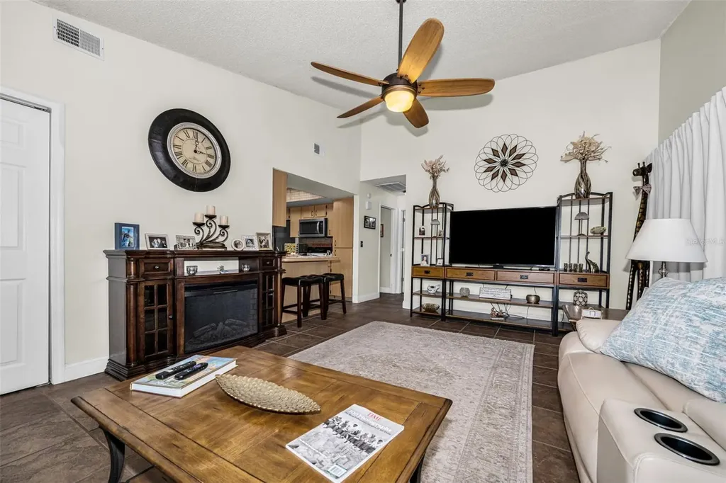 2907 Whispering Drive N Largo FL 33771