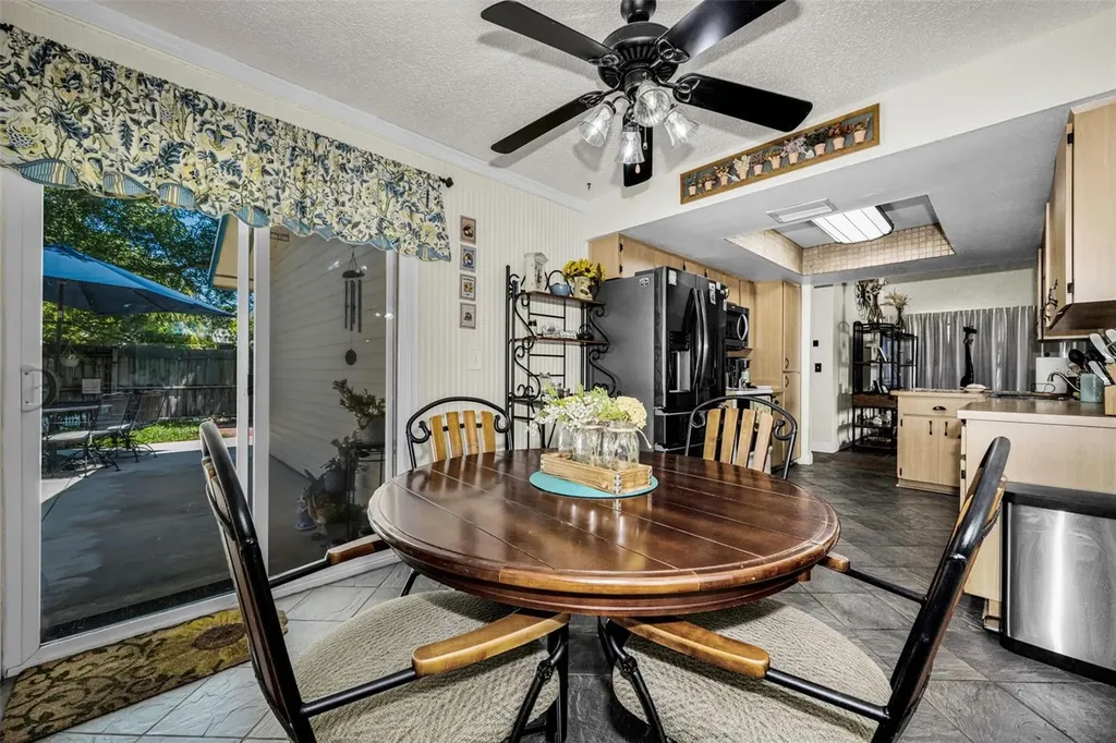 2907 Whispering Drive N Largo FL 33771