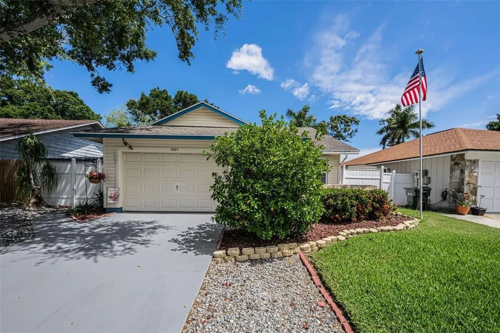 2907 Whispering Drive N Largo FL 33771