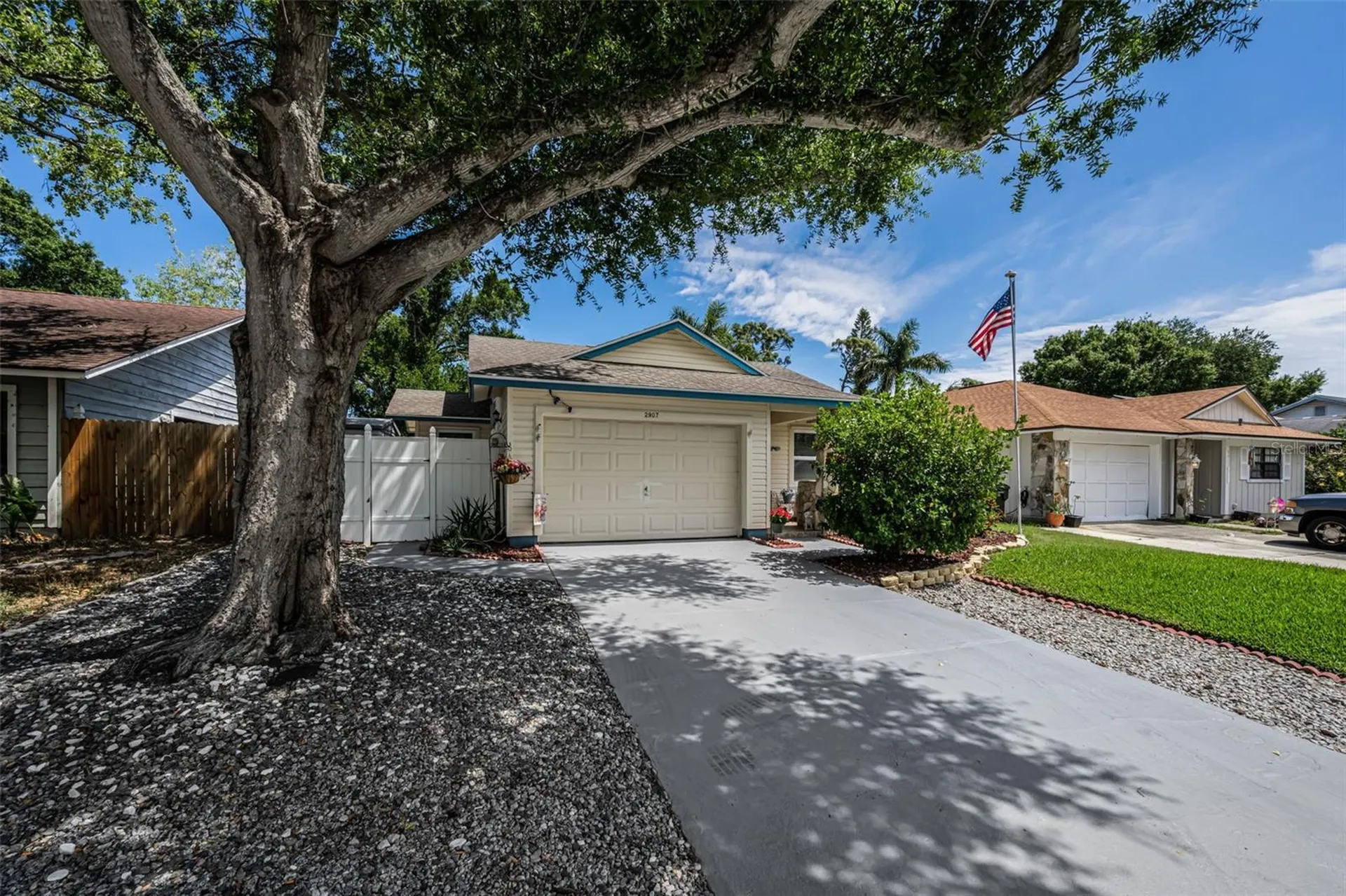 2907 Whispering Drive N Largo FL 33771