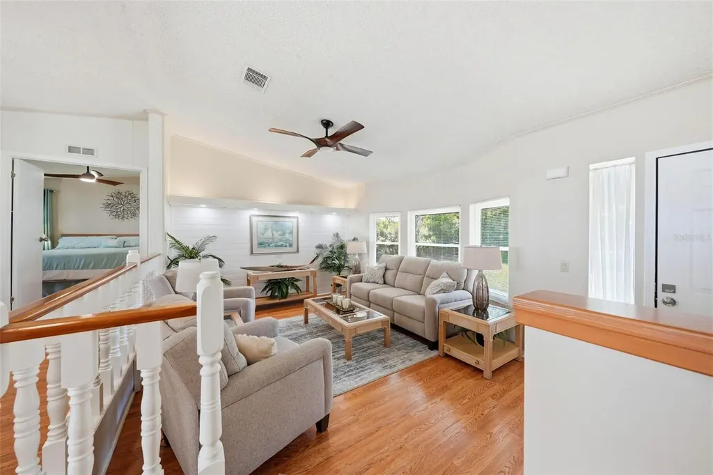 119 Lake Shore Circle Leesburg FL 34788