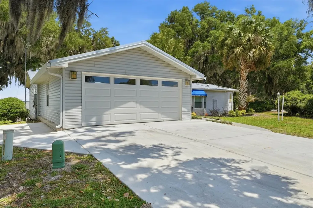 119 Lake Shore Circle Leesburg FL 34788