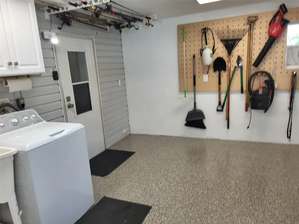 119 Lake Shore Circle Leesburg FL 34788