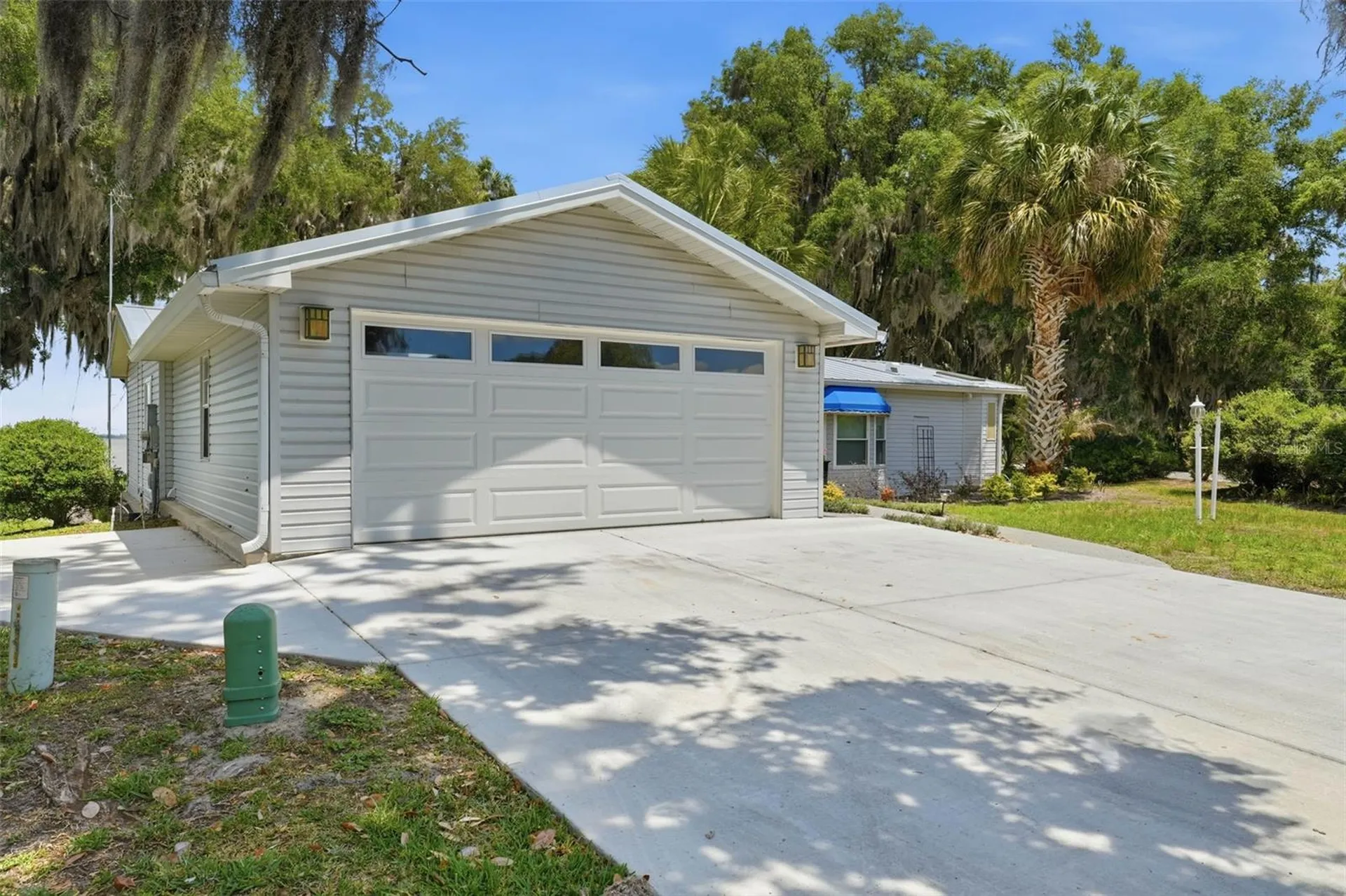 119 Lake Shore Circle Leesburg FL 34788