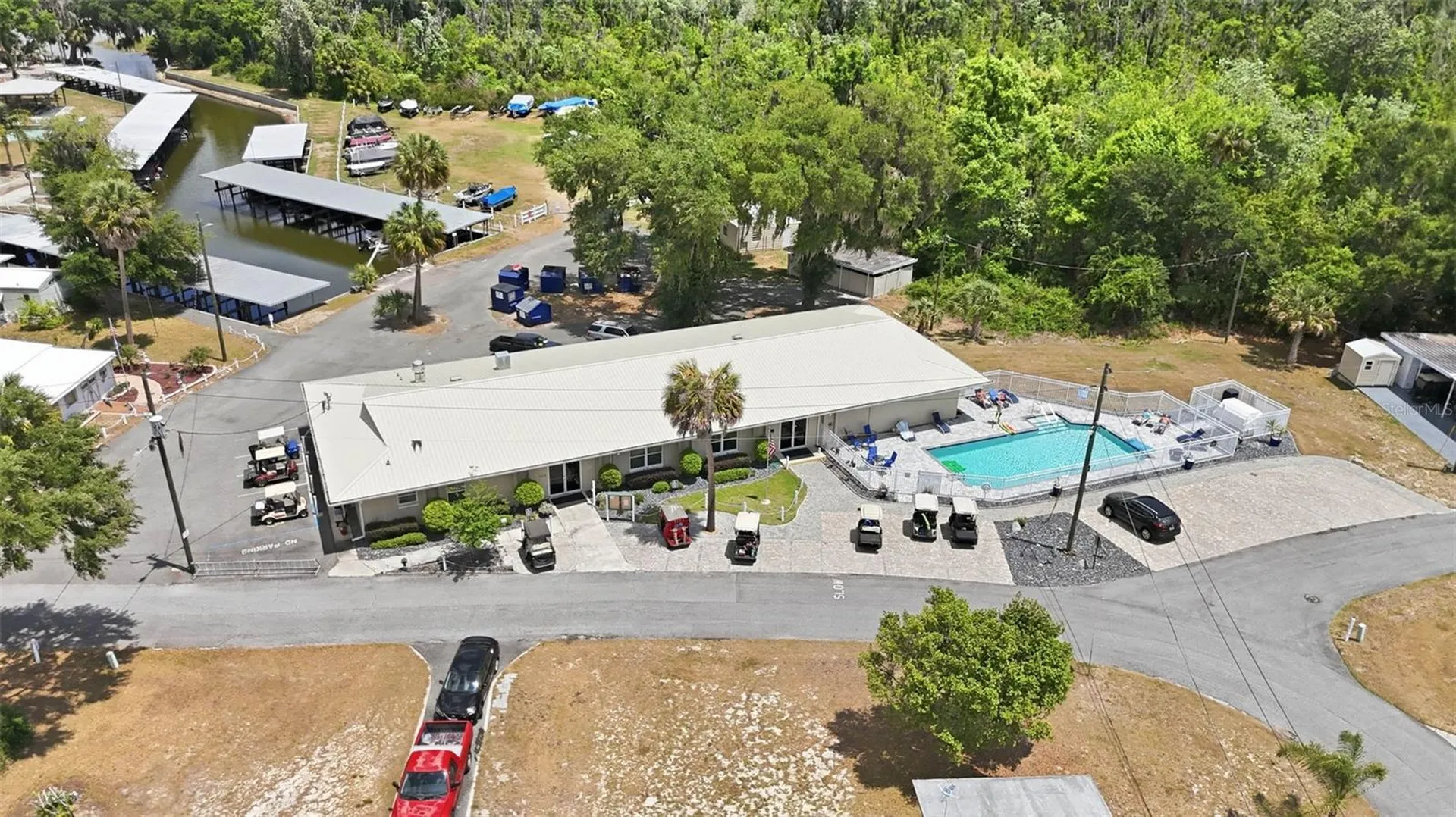 119 Lake Shore Circle Leesburg FL 34788