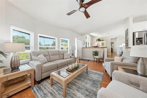 119 Lake Shore Circle Leesburg FL 34788
