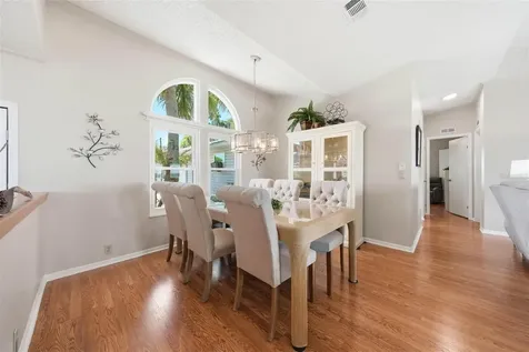 119 Lake Shore Circle Leesburg FL 34788